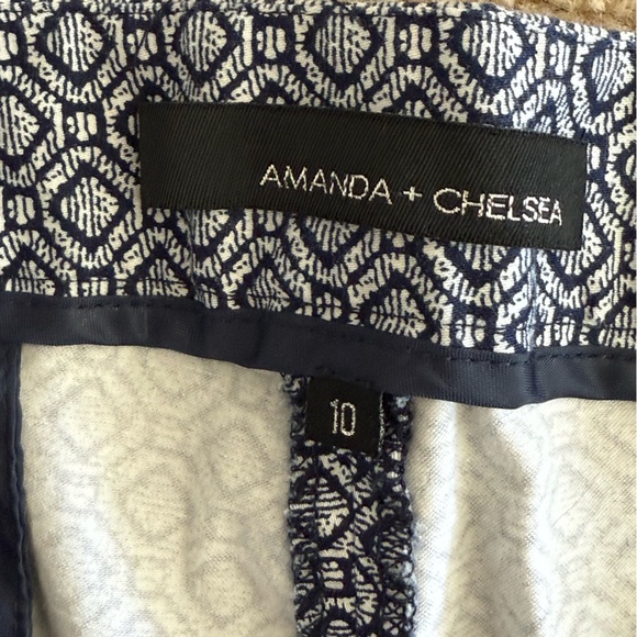 Women’s Amanda and Chelsea Slim Cropped Ankle Stretch Pants
Size 10 - Picture 3 of 5